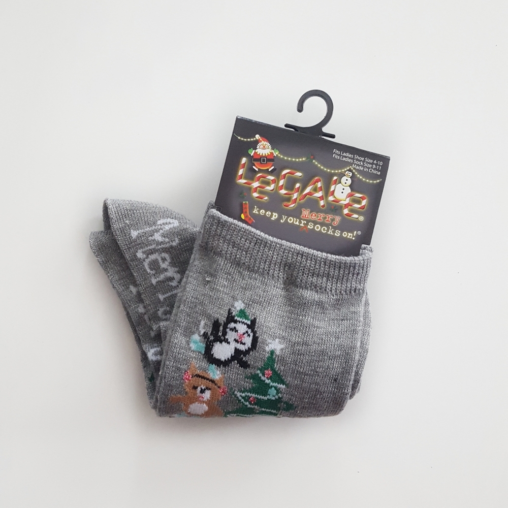 ▪Grey Christmas Socks▪ - Picture 1 of 4